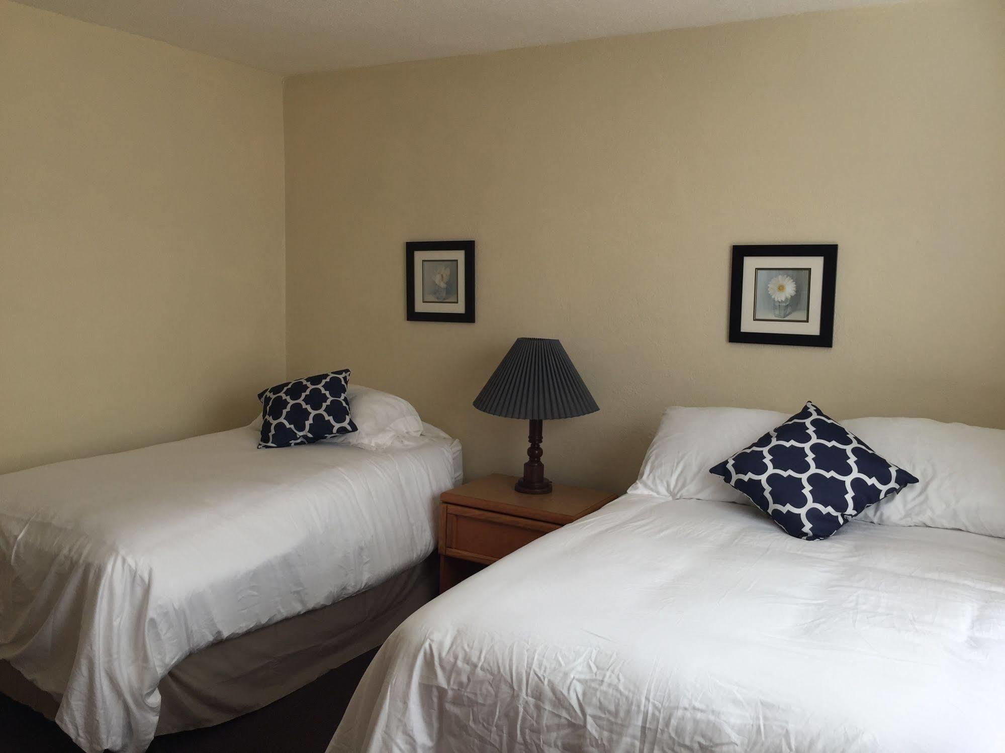 The Molloy - Treasure Island Suites & Cottages St. Pete Beach Exterior photo