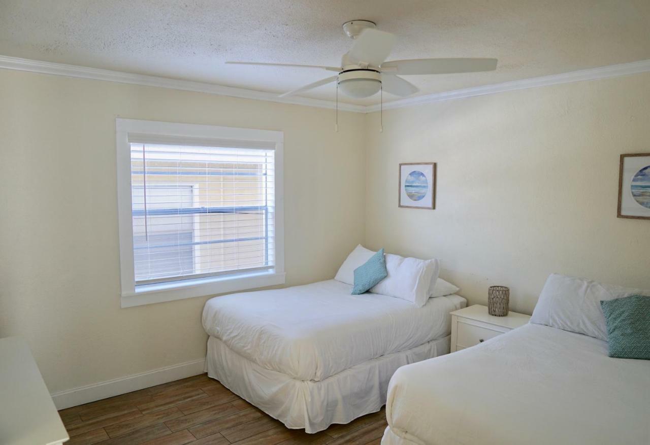 The Molloy - Treasure Island Suites & Cottages St. Pete Beach Exterior photo