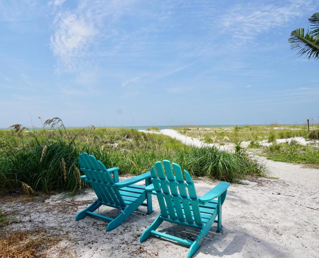 The Molloy - Treasure Island Suites & Cottages St. Pete Beach Exterior photo